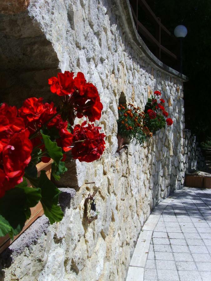 Casa Lieta Bed and Breakfast Subiaco Exteriör bild